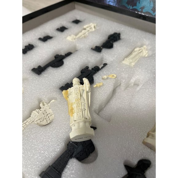 NECA Harry Potter chess set - Picture 7 of 11